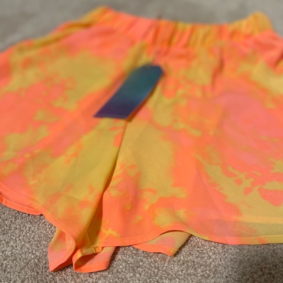 NWT! show me your mumu Carlos Swing Shorts, Golden Hour Tie Dye, size S - Picture 6 of 9